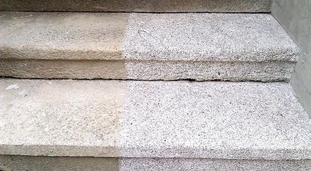 Čištění kamenných schodů